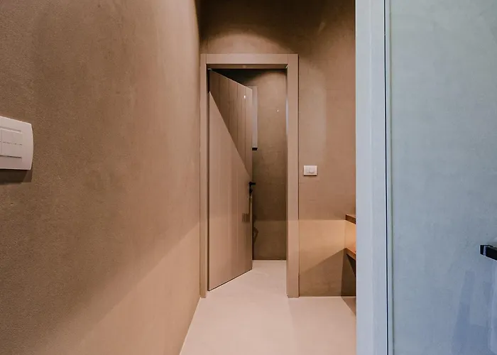 Amarelo Κλουβάς