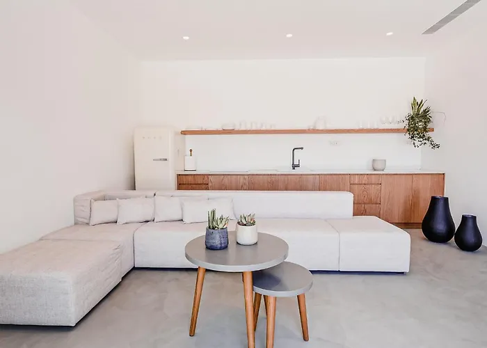 Villa Amarelo Klouvas