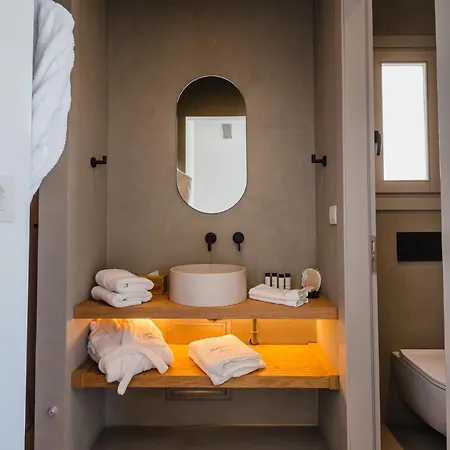 Amarelo Villa Klouvas